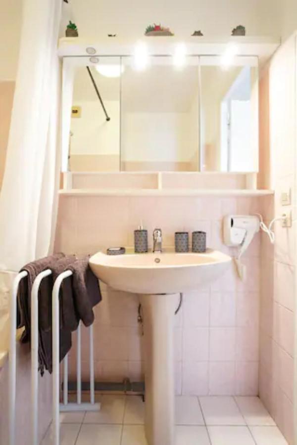 Appartement Cozy : 10/15 Min Des Champs Elysee Sartrouville Buitenkant foto